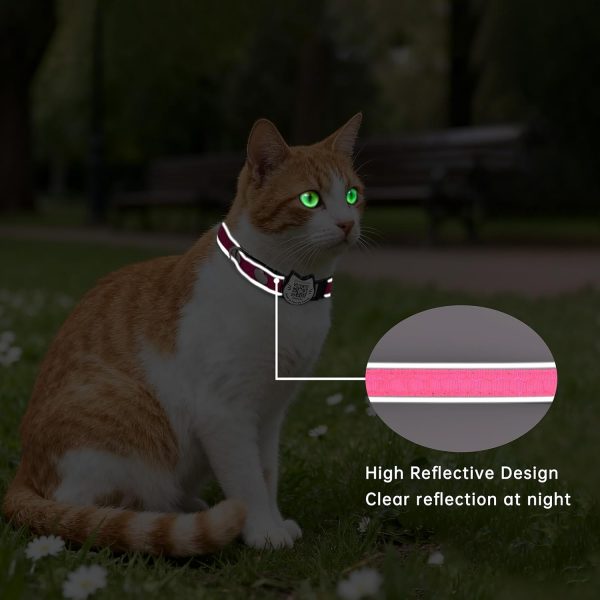 613bcR9ZFvL._AC_SL1500_.jpg Cat Collar with Bells Reflective Cat Collars Breakaway with Oxford Cloth Soft Padding Adjustable Kitten Collar with QR Code(Hotpink)