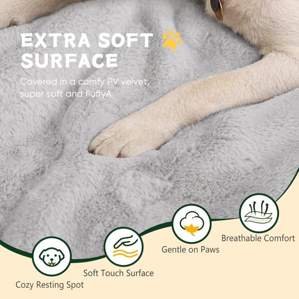 Dog Crate Pad Washable, Ultra Soft Plush Crate Mat for Medium Large Dogs, Non Slip Cushion for Metal Crates, Indoors or Travel, 42 x 28 Inch, Gray